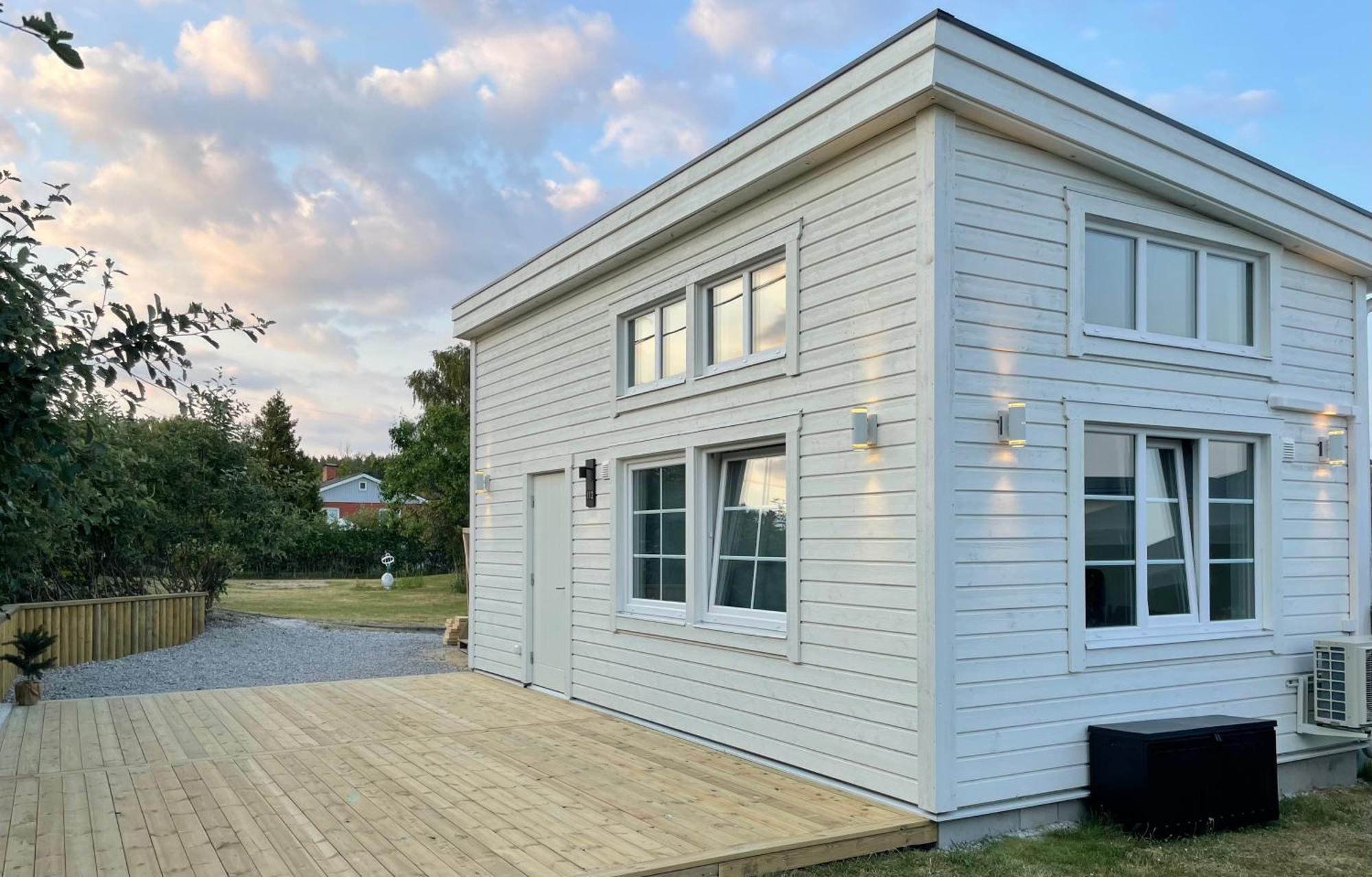 Вилла Ett Nytt Fraesch Hus Utanfoer Stockholm Naera Arlanda Rosersberg Экстерьер фото